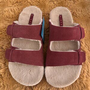 REEF Ojai Two Bar Cozy Sandals – Size 9 (NWT)
